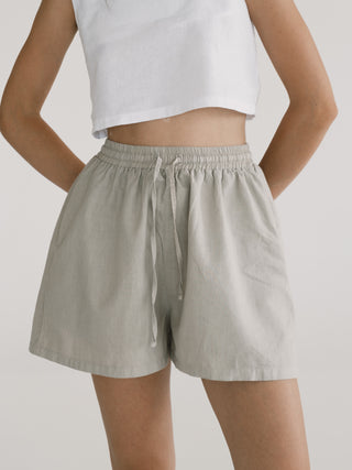Lynno Shorts | Beige